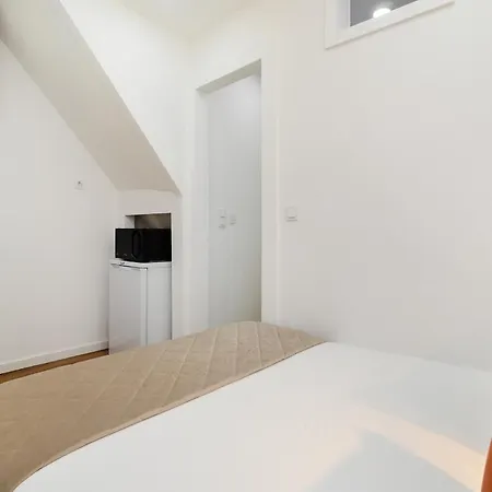 Whome Beco Flores Hideaway In Historic Апартаменти *